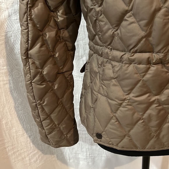 Eddie Bauer down jacket, size extra small - Picture 9 of 16